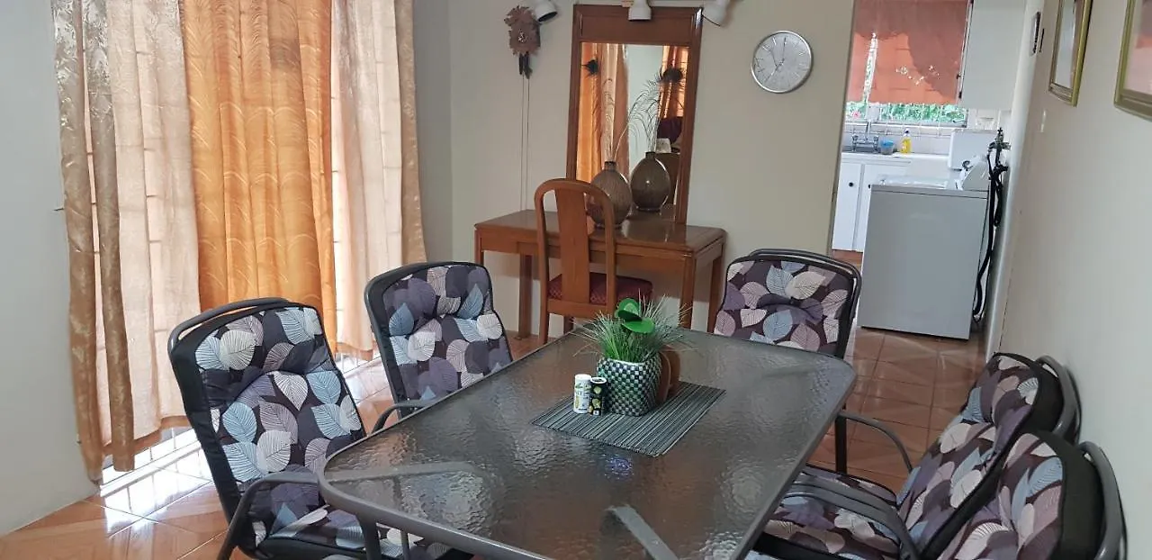 Walsh'S Guesthouse 基督教堂市 0*,  巴巴多斯岛